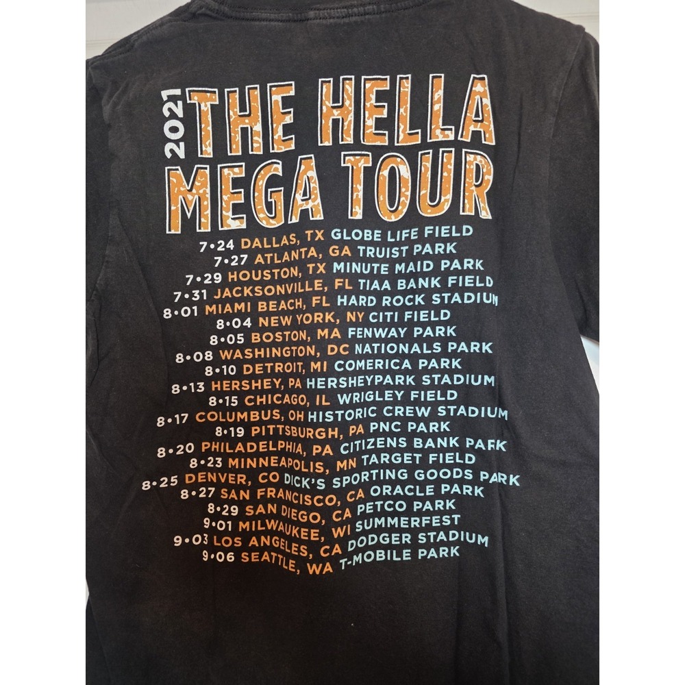 The Hella Mega Tour 2021 Green Day Fall Out Boy Weezer Concert Tshirt Small - Picture 3 of 3